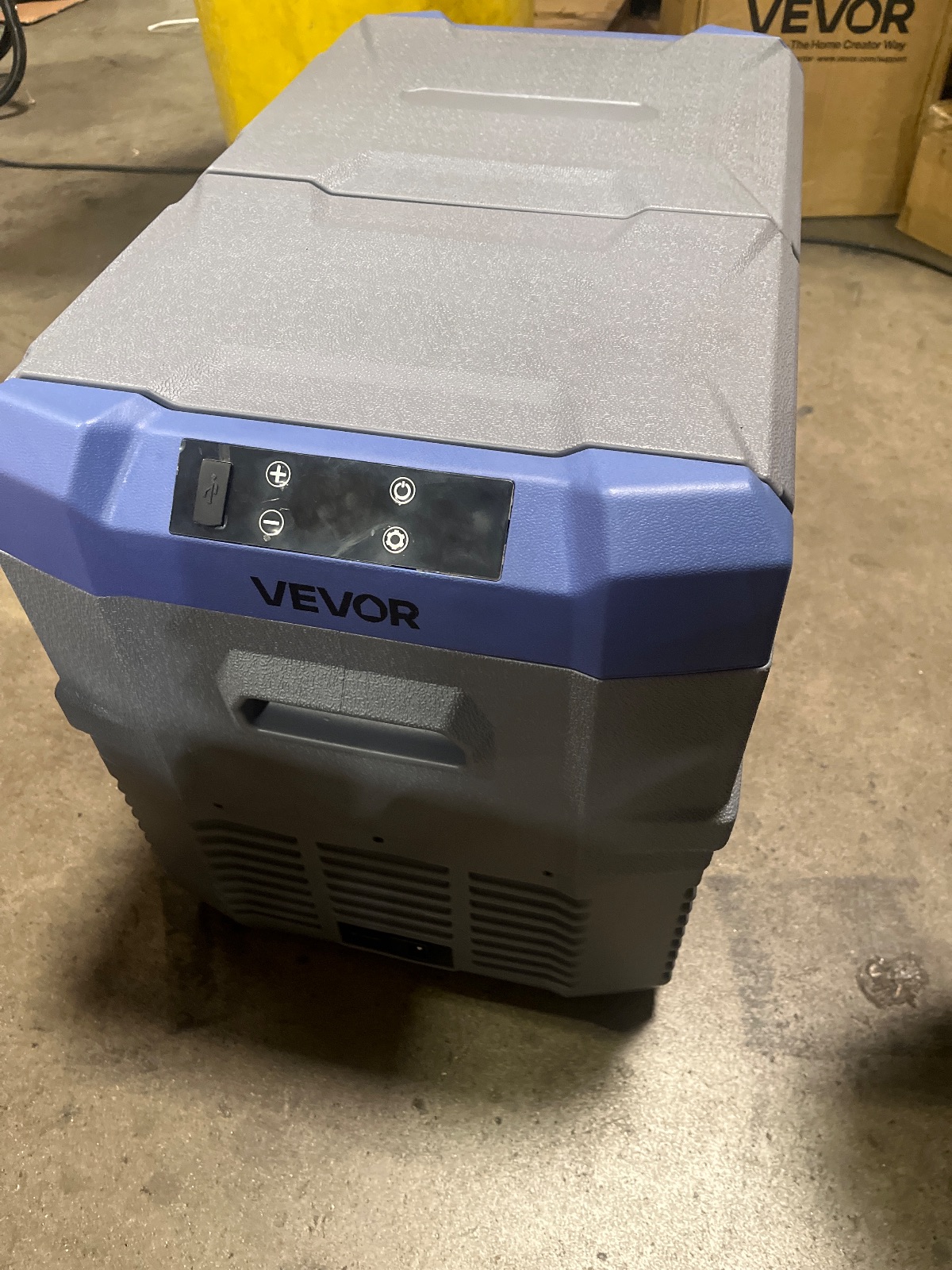 VEVOR 12 Volt Car Refrigerator 47.5Qt Portable Dual Zone Freezer NLD45, Arlington TX liquidation listing — view 1