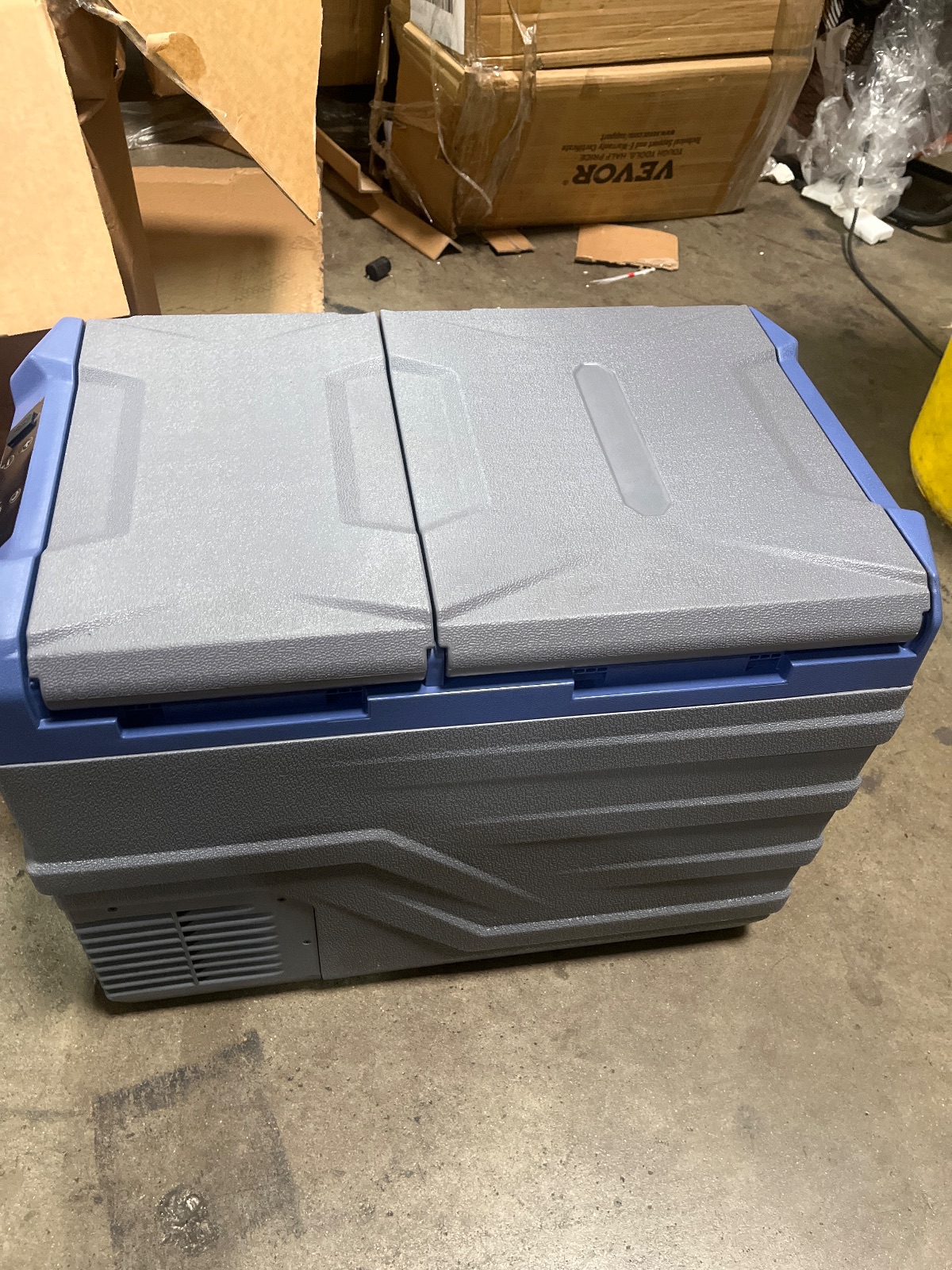 VEVOR 12 Volt Car Refrigerator 47.5Qt Portable Dual Zone Freezer NLD45 detail photo 2