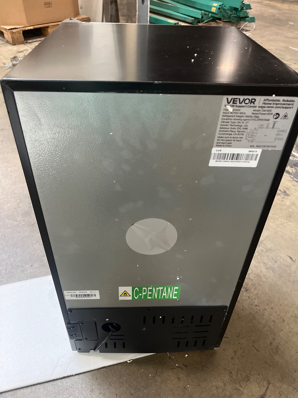 VEVOR 80L Compressor Cigar Humidor Cabinet with Spanish Cedar Shelves, Arlington TX liquidation listing — view 1