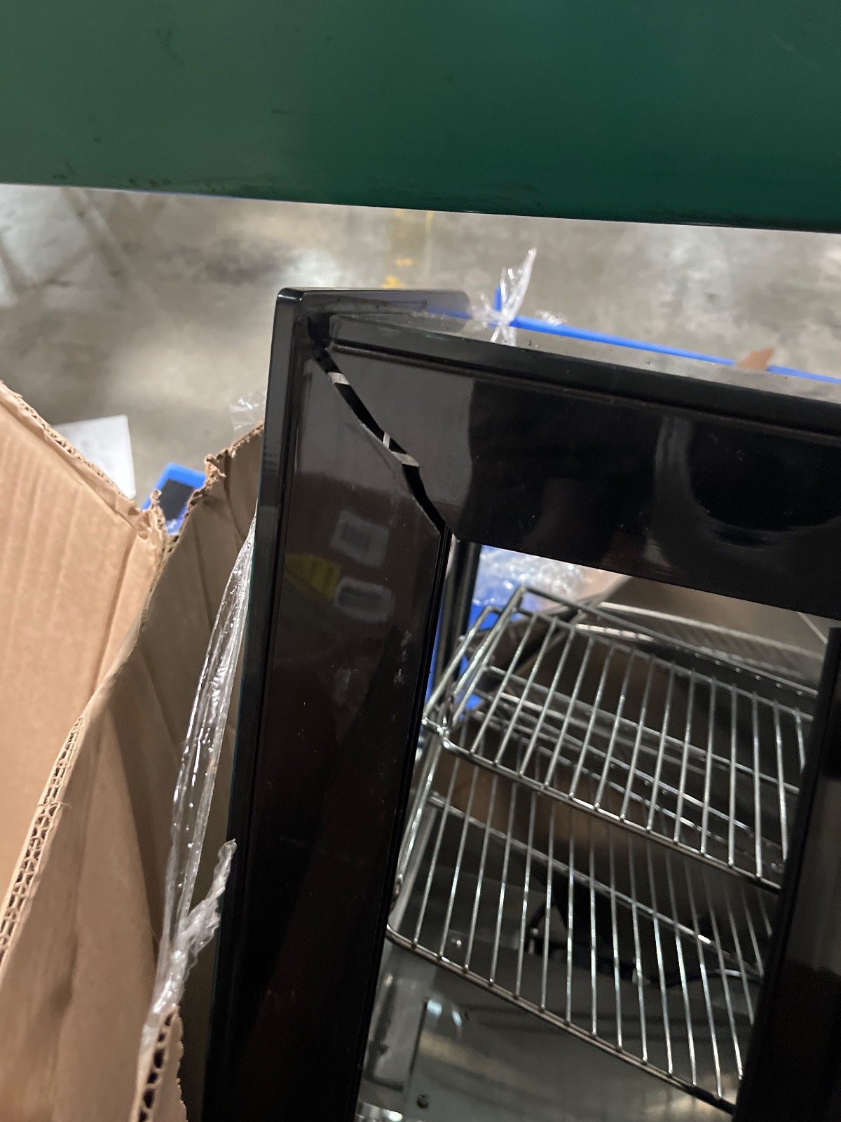 VEVOR 85L Countertop Refrigerated Display Case 3.0 Cu.Ft Commercial Bakery Showcase detail photo 4