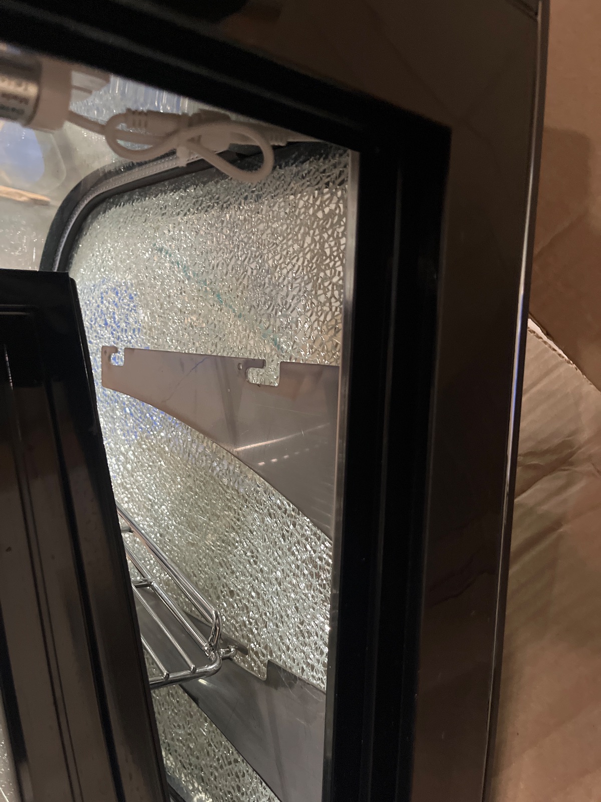 VEVOR 85L Countertop Refrigerated Display Case 3.0 Cu.Ft Commercial Bakery Showcase detail photo 6