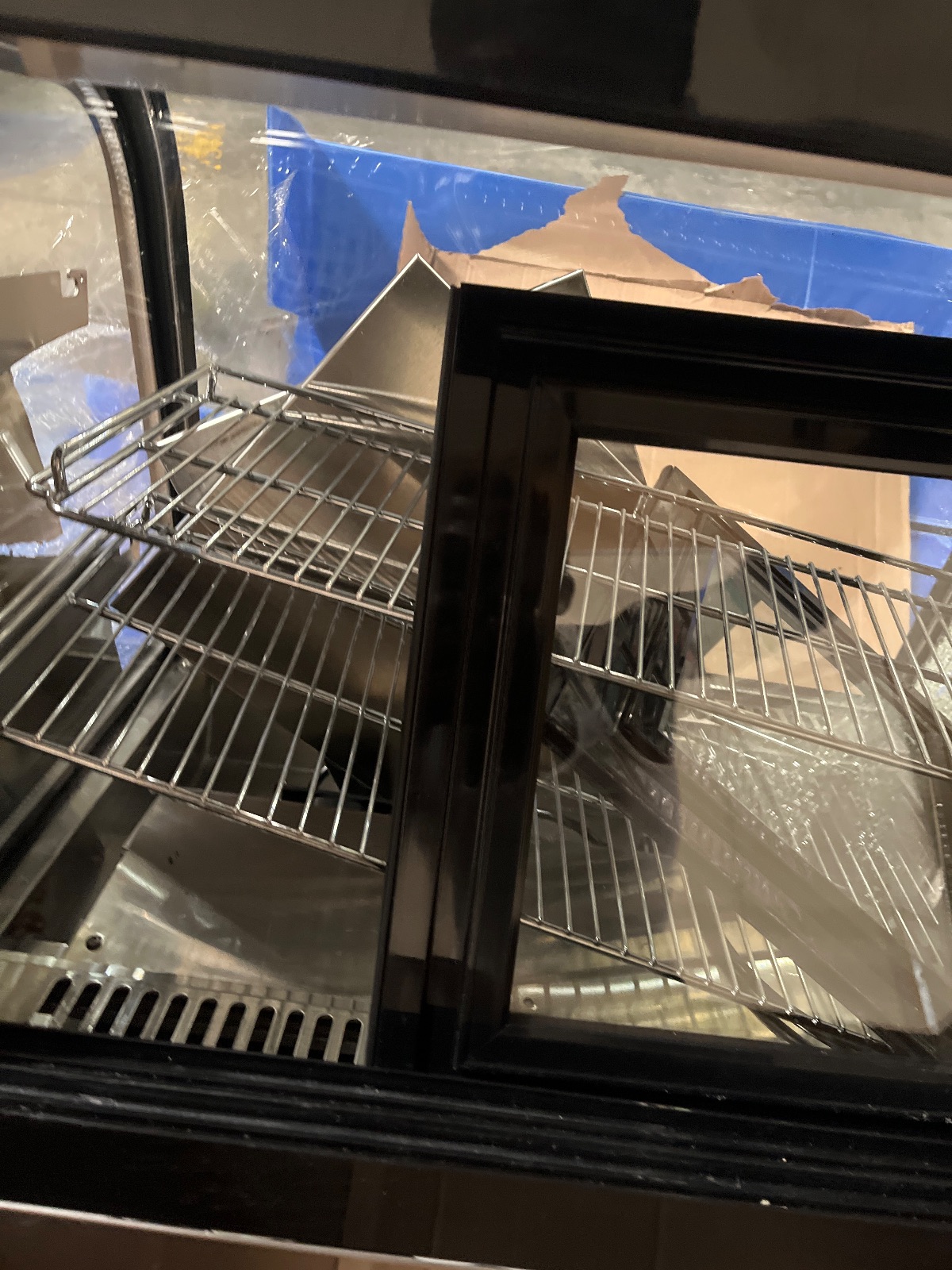 VEVOR 85L Countertop Refrigerated Display Case 3.0 Cu.Ft Commercial Bakery Showcase detail photo 7