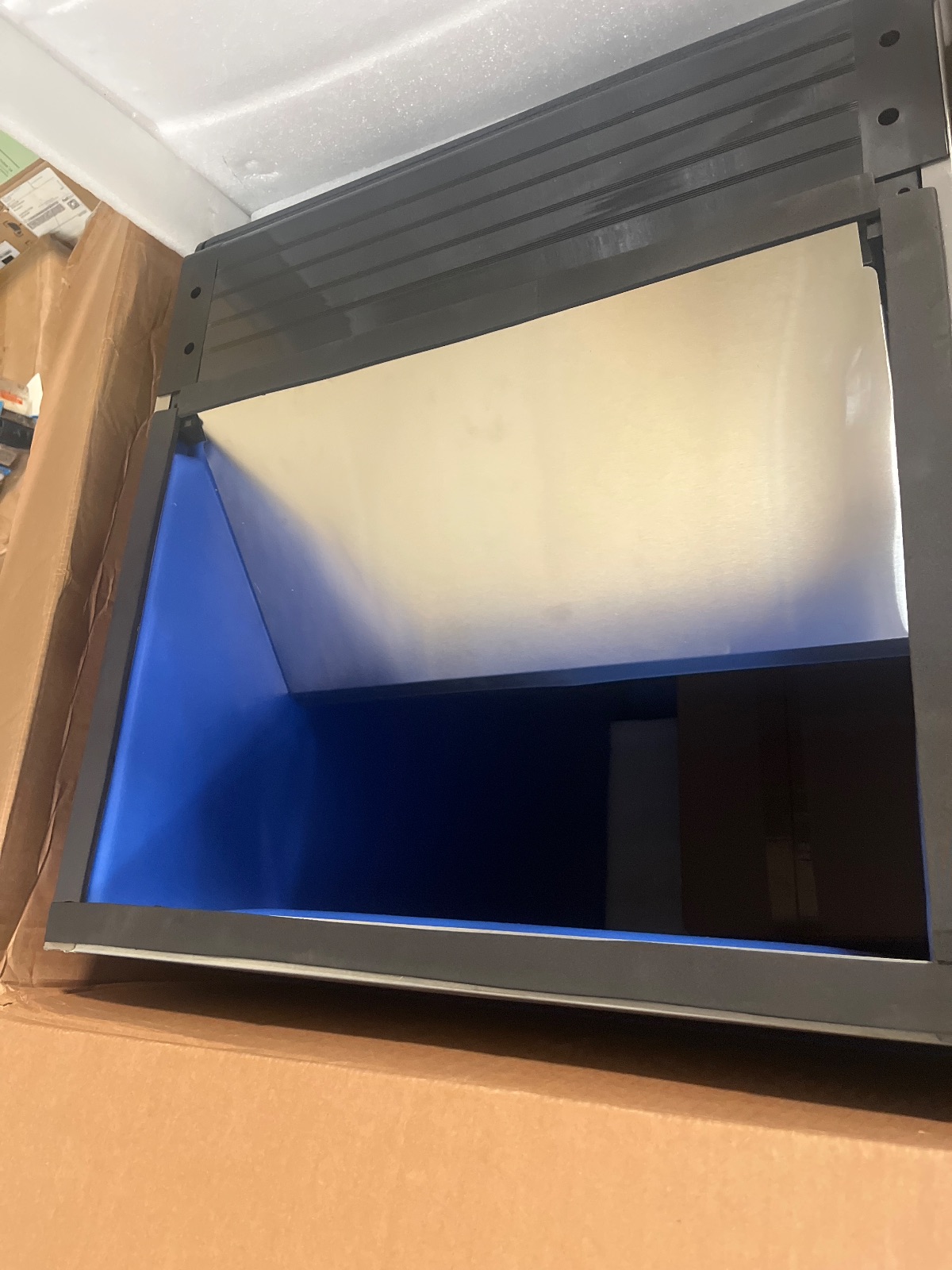 VEVOR Ice Storage Bin 300 lbs Capacity Commercial Ice Chest CIM-BT300, Arlington TX liquidation listing — view 1