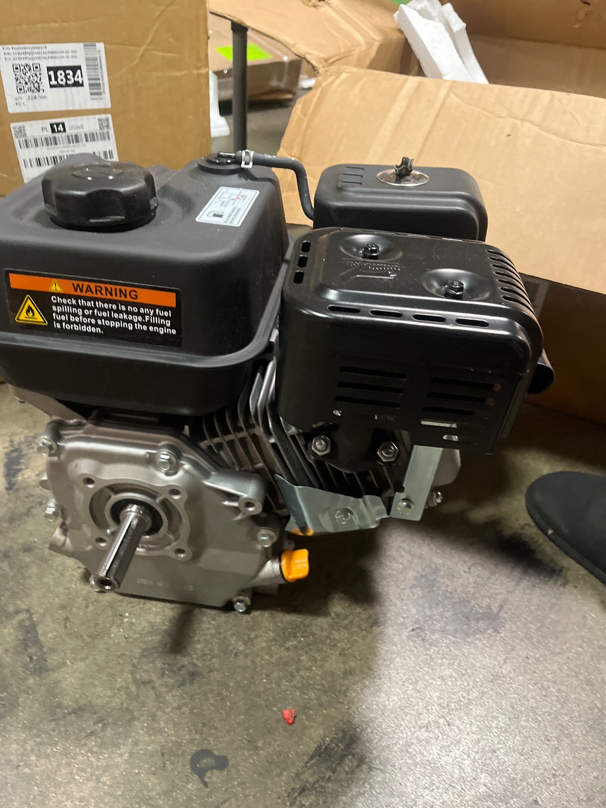 VEVOR 6.5 HP Gasoline Engine 196cc 4-Stroke OHV Utility Gas Engine detail photo 3
