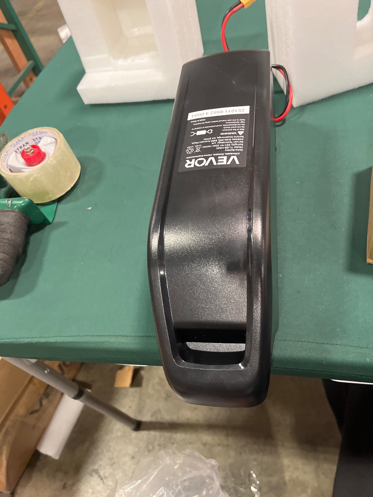 VEVOR Ebike Battery 52V 20Ah 1040Wh Lithium-ion Battery Pack TL-EB-H52C detail photo 6