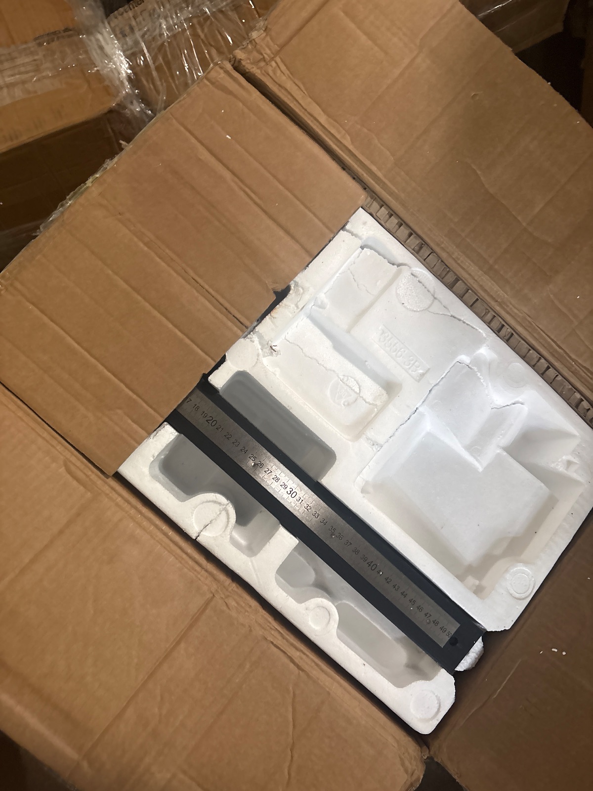 VEVOR 14-inch 15-Amp Metal Chop Saw with Carbide-Tipped Blade, Arlington TX liquidation listing — view 1