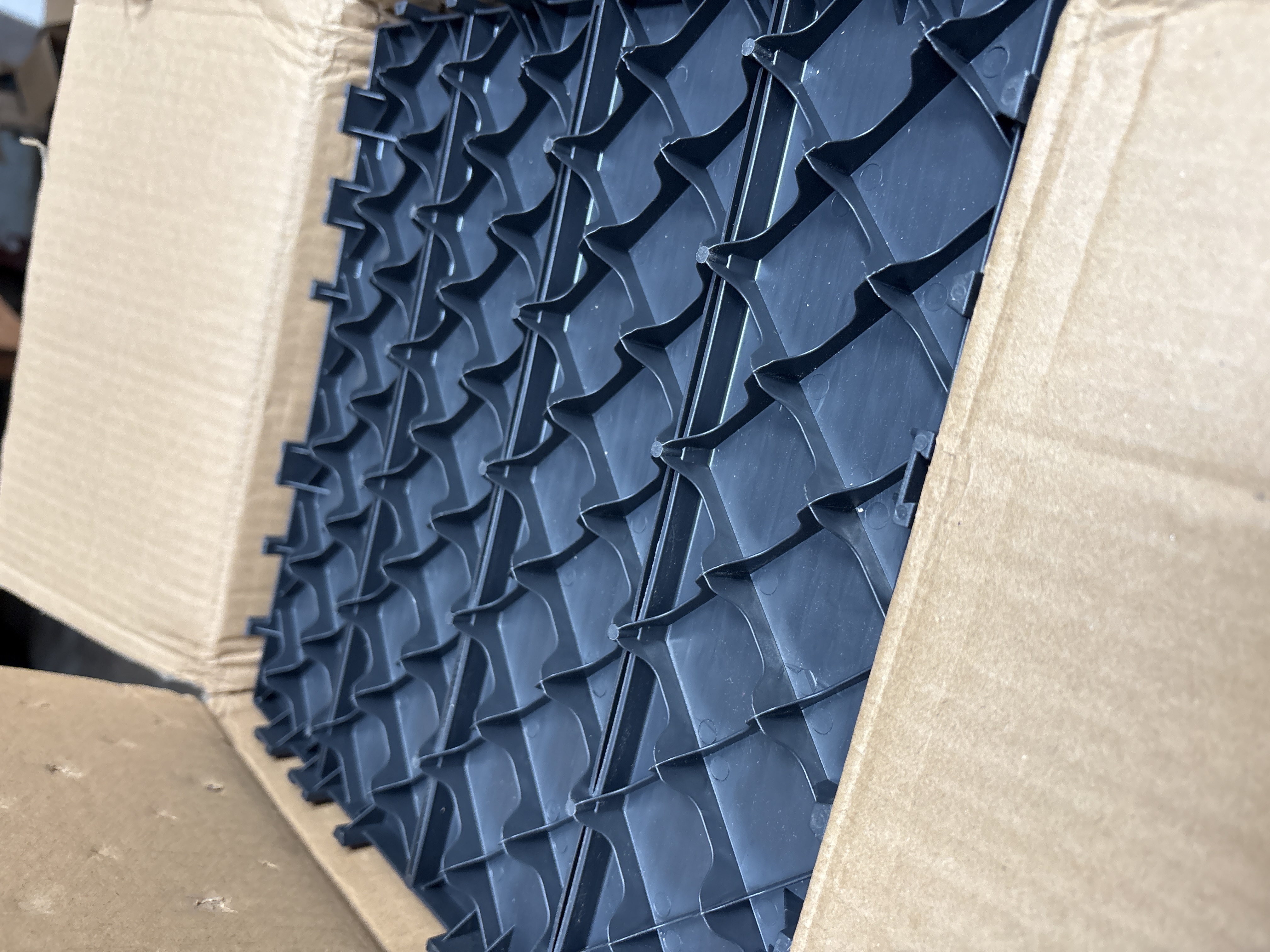 VEVOR 6-Foot Black HDPE Bottom Locking Chain Link Fence Privacy Slats auction lot in Arlington TX