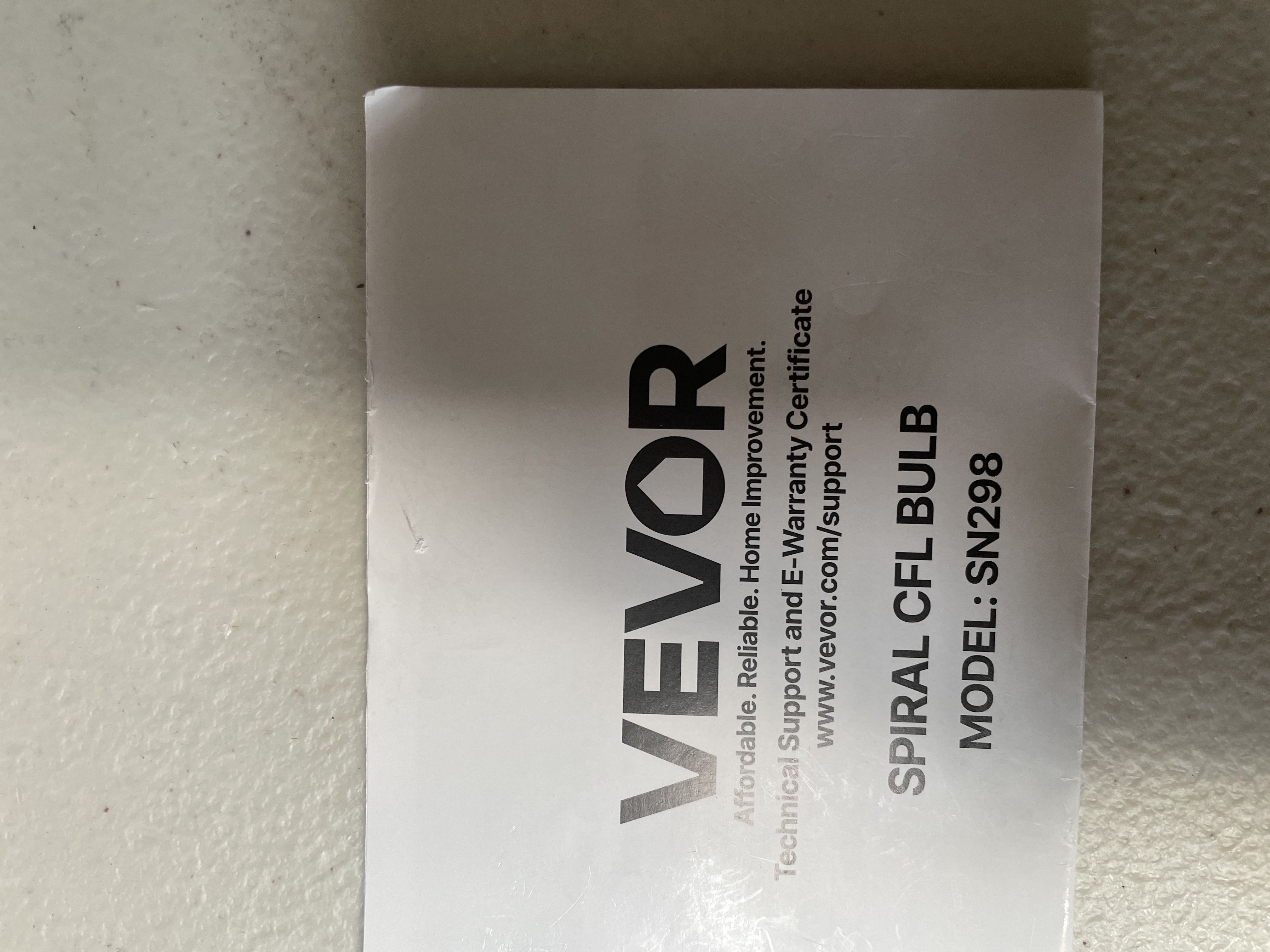 VEVOR 13W GU24 Base CFL Spiral Light Bulbs 2700K Warm White 4-Pack detail photo 2