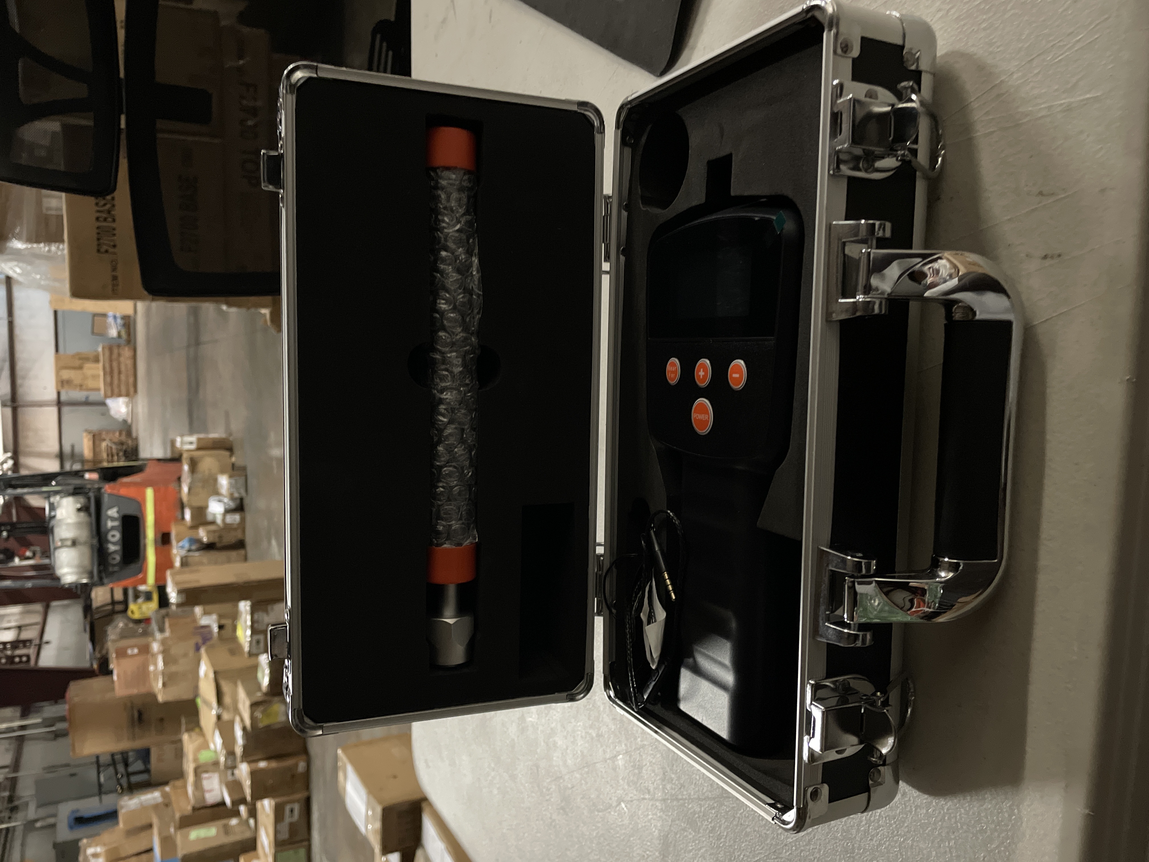 VEVOR Pipe Inspection System WP90FTR with 9-Inch Screen and Self-Leveling Camera detail photo 9
