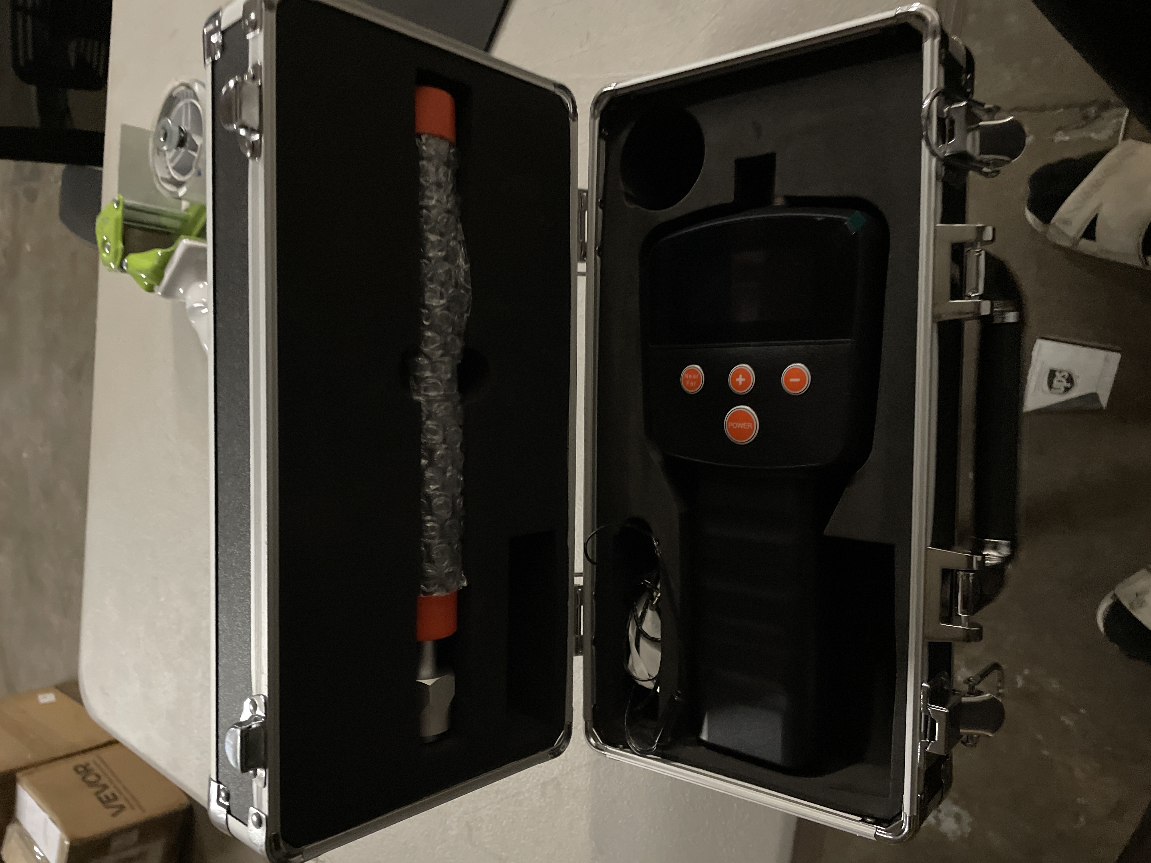 VEVOR Pipe Inspection System WP90FTR with 9-Inch Screen and Self-Leveling Camera detail photo 11