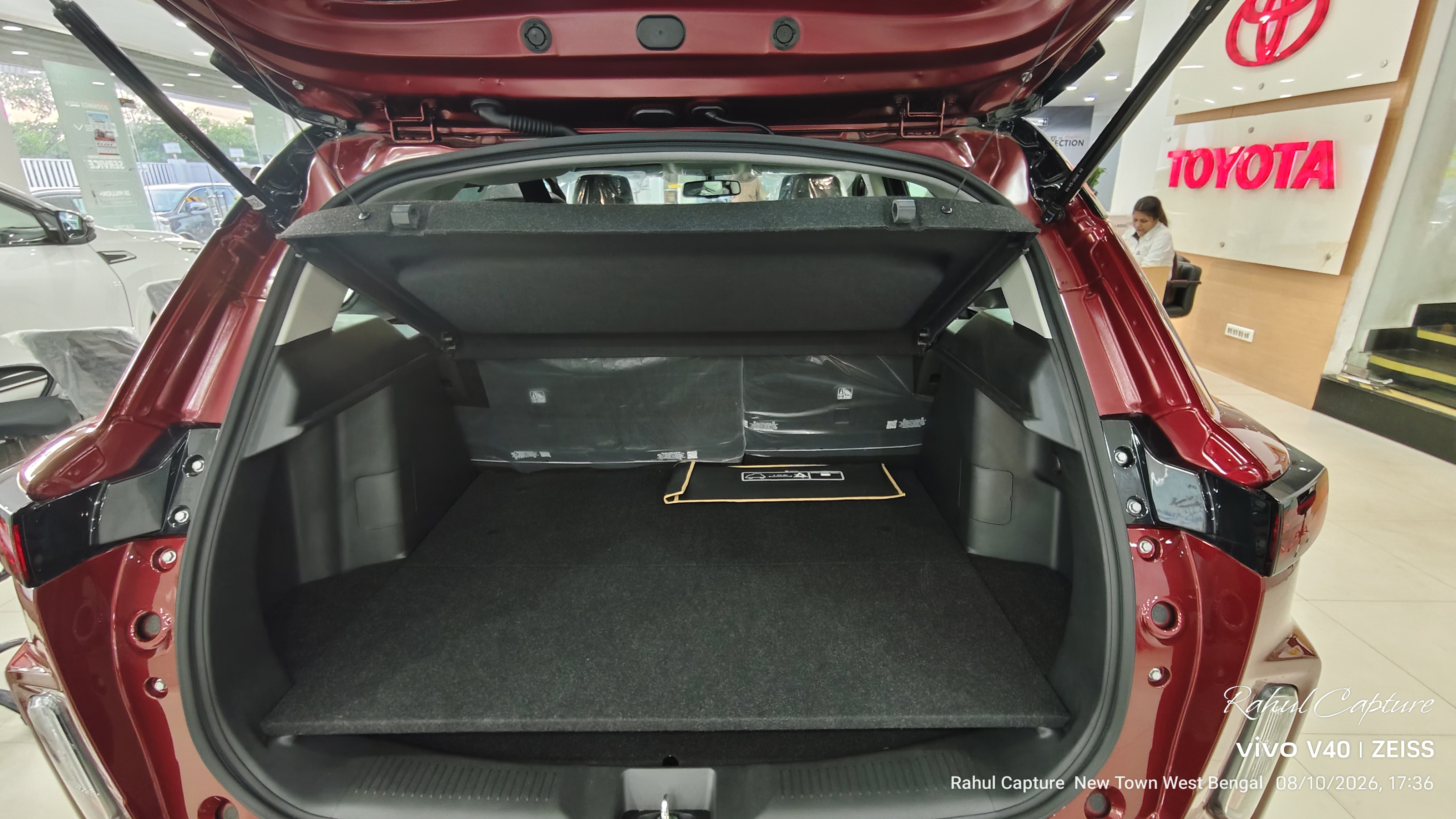 HYRYDER HYBRID V VERIENT DUAL TONE  V  — photo 1
