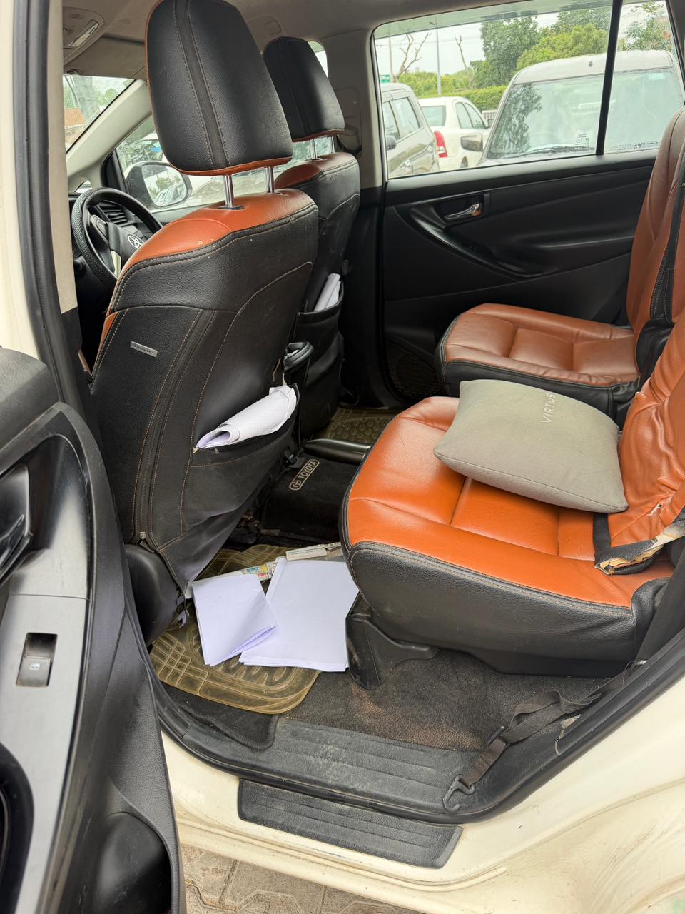 G4 2020 Toyota  — image 6
