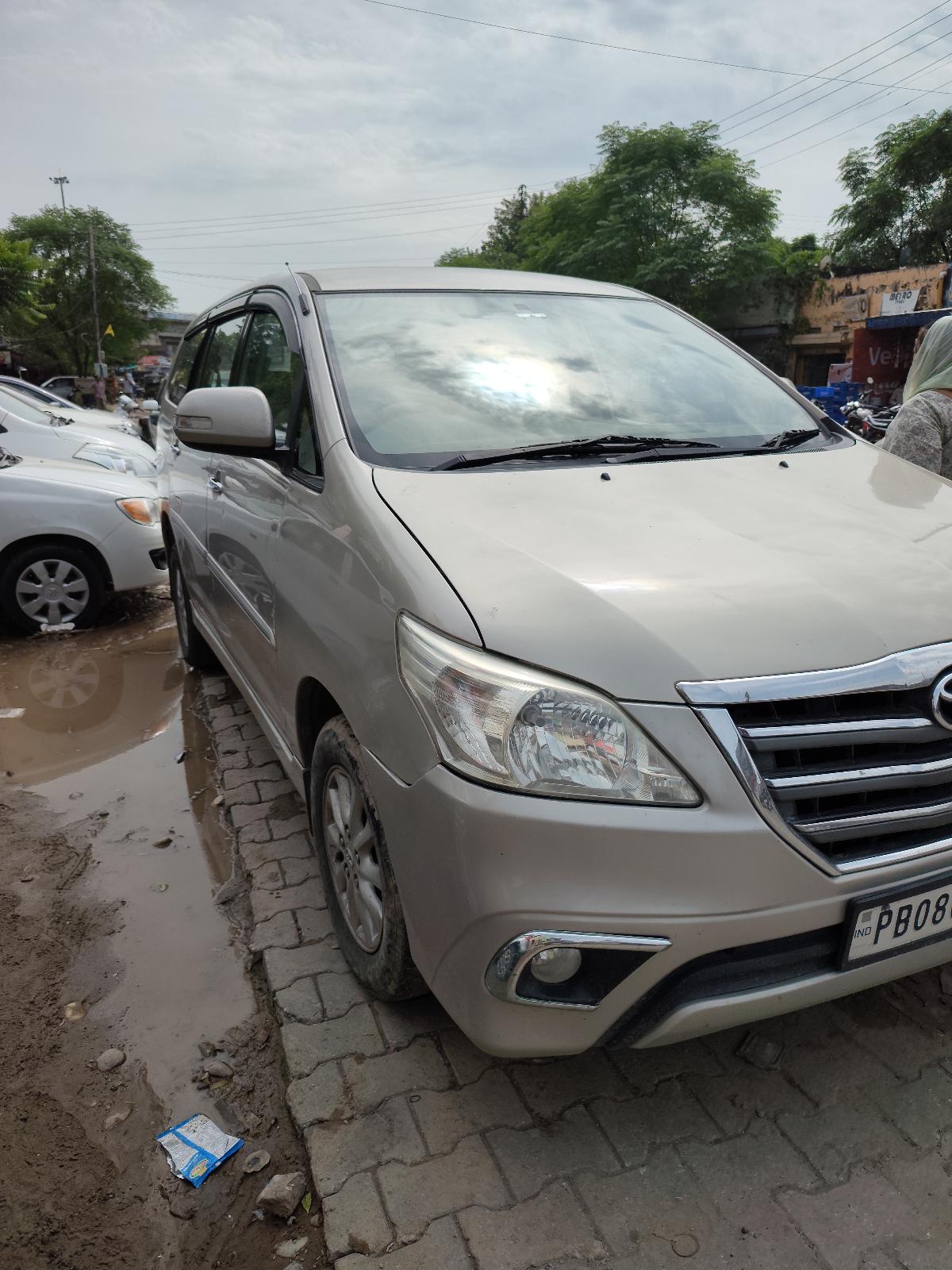 Innova V — image 1