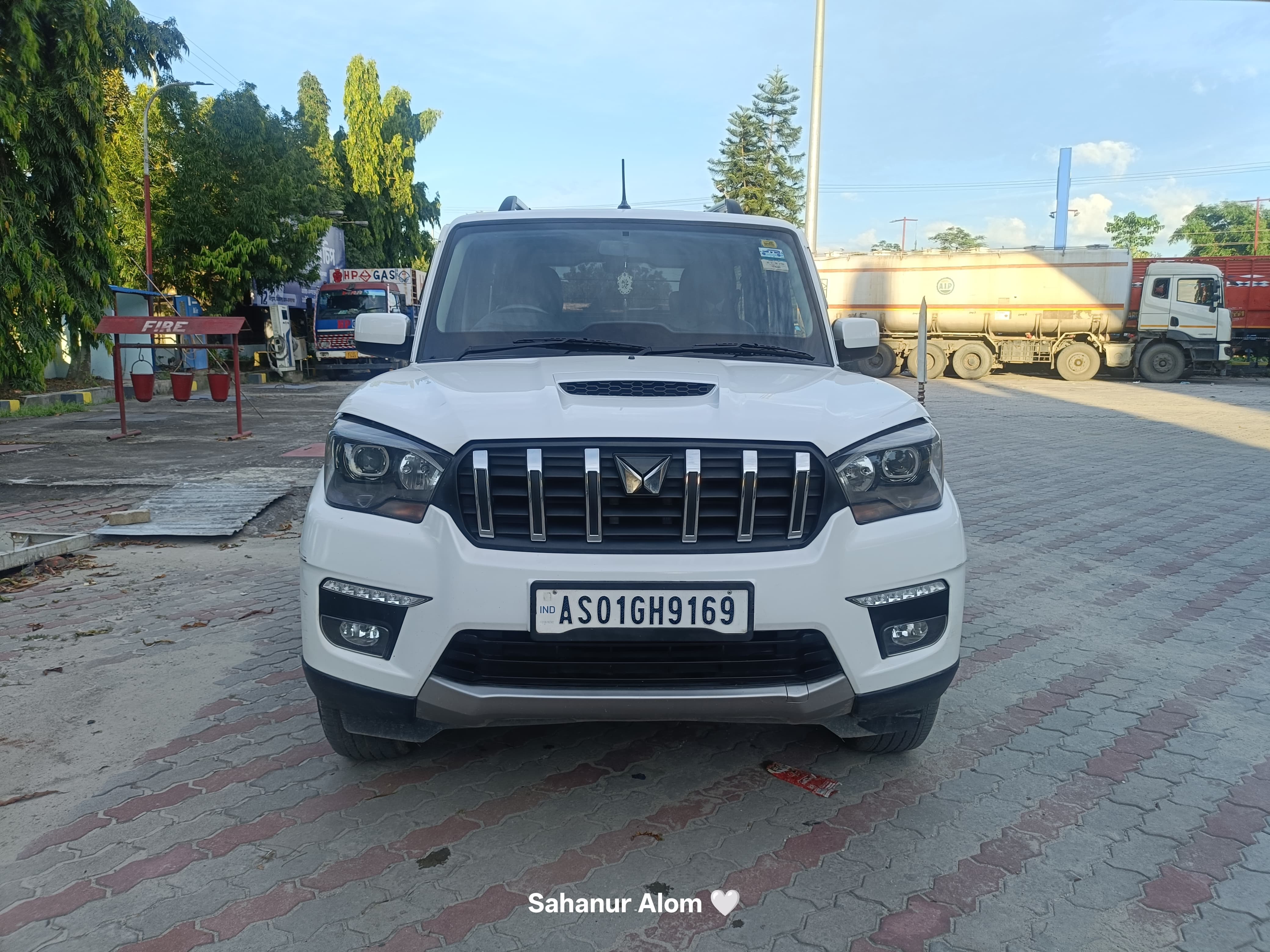 SCORPIO S11 — image 1