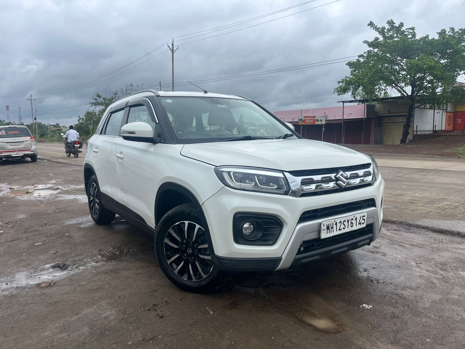 Top model — image 1