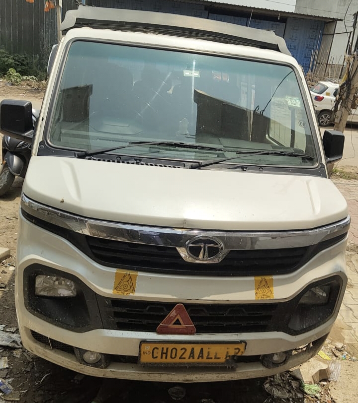 Tata winger  — image 1