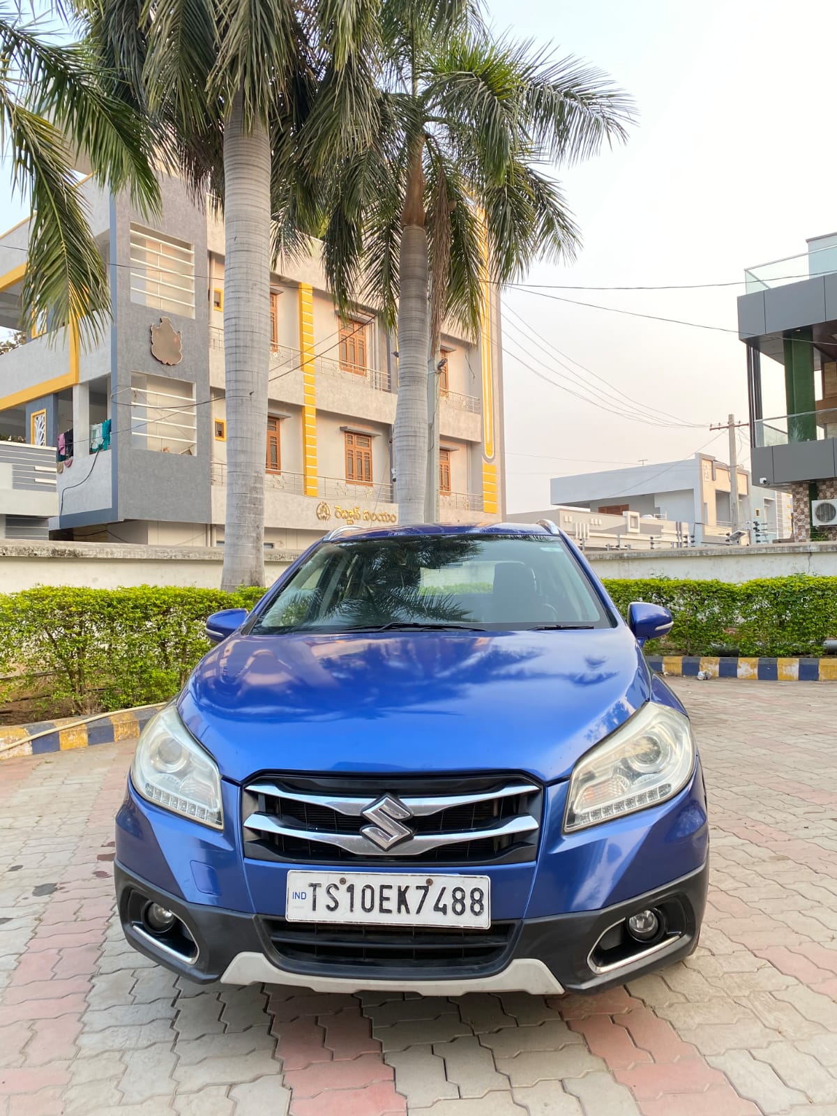 S cross Alpha — image 1
