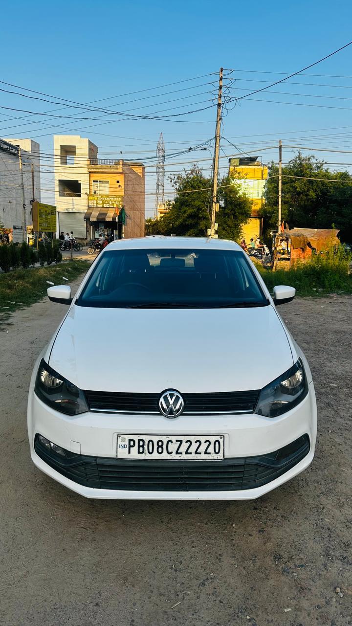 Volkswagen Polo — photo 1