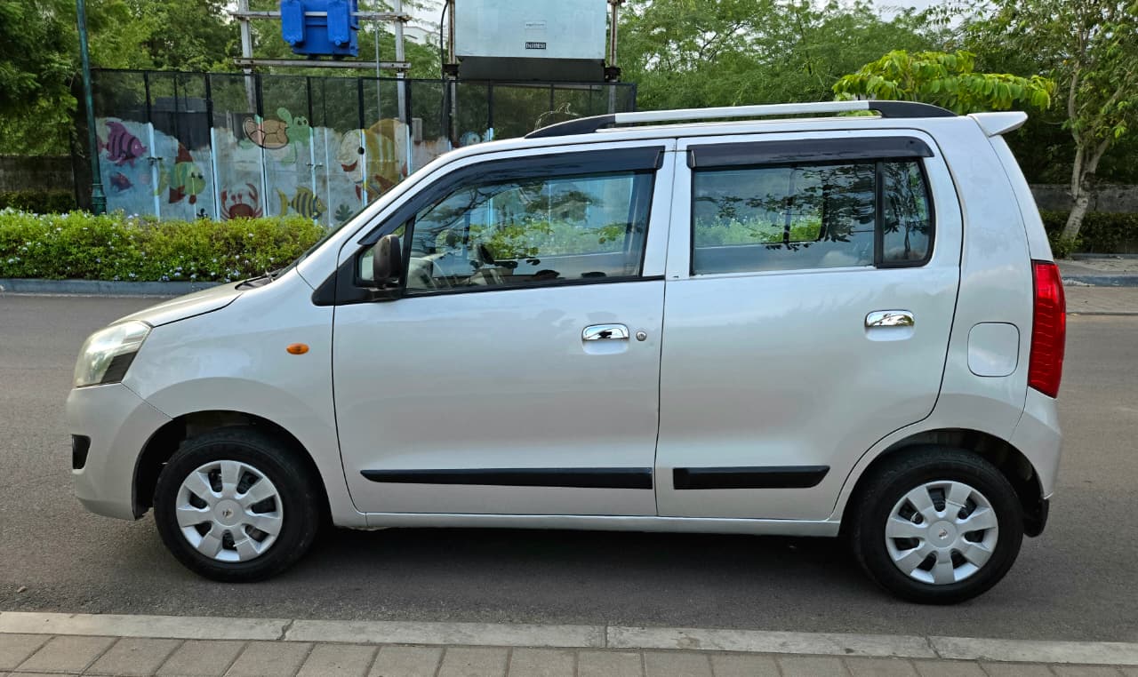 Wagonr LXI CNG — image 3