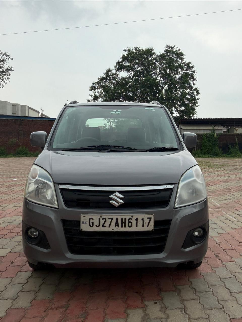 👉MARUTI WAGON R VIX CNG
👉MODAL 2015
👉OWNER 2ND
👉FUEL PETROL CNG ENTRY
👉KM 78000
👉RET *251000* — image 1