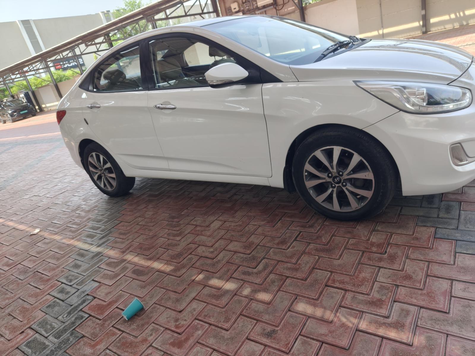 Verna, automatic 1.6 — image 1