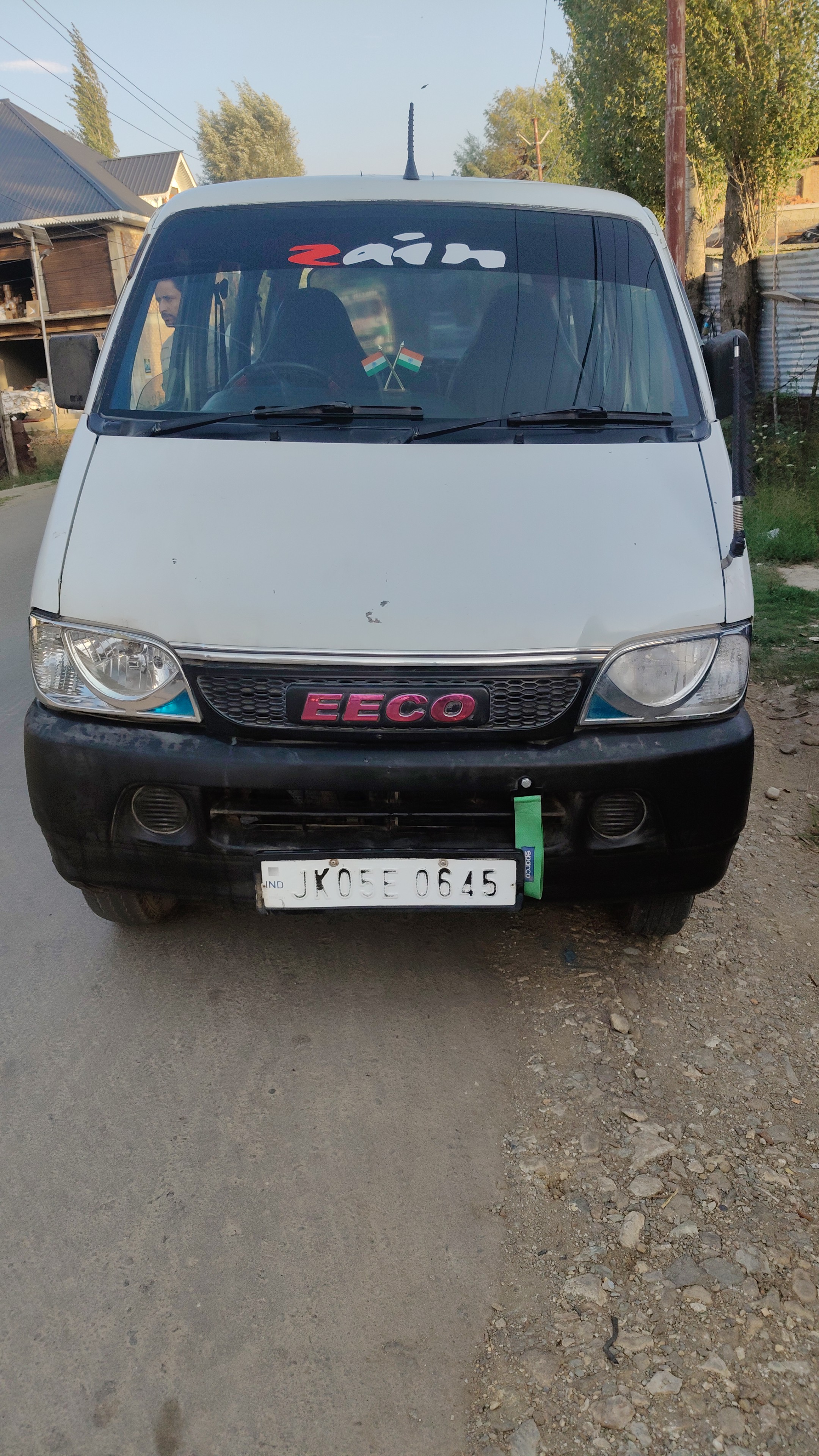 Maruti Suzuki ECO  — photo 1