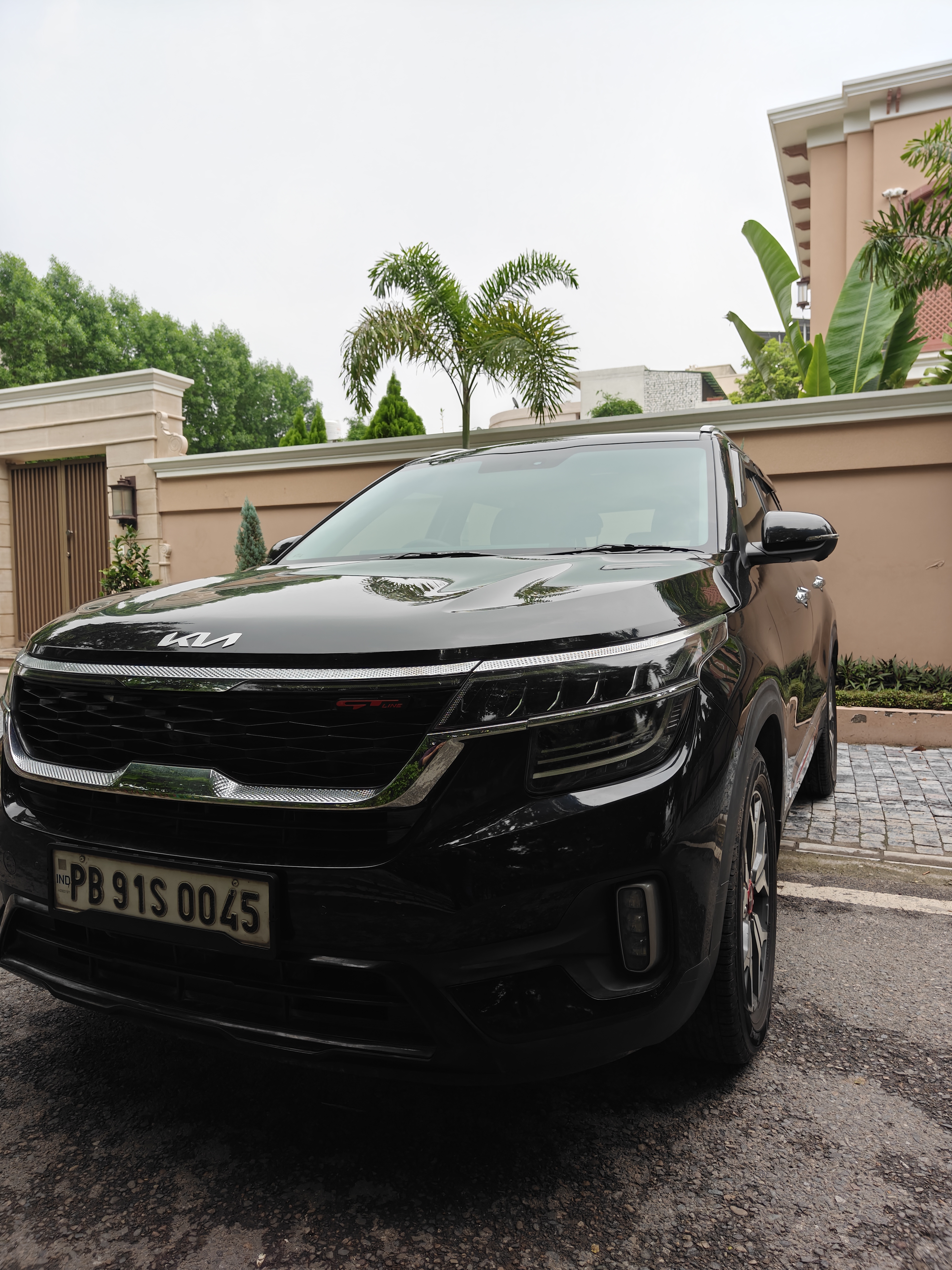 Kia Seltos  — photo 1