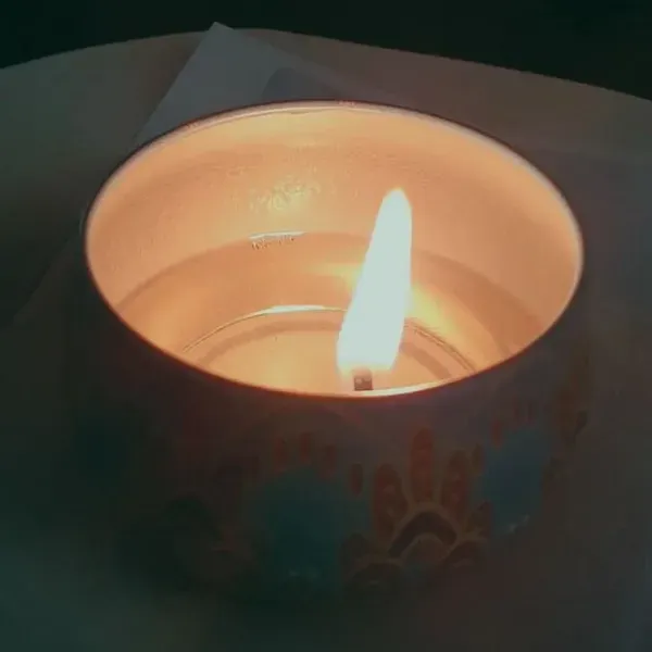 77 - 就算會滿身傷
我也要你

我想繼續喜歡你
我想一直喜歡你
你能不能也喜歡我
你能不能也想起我

你真的不用往回走
只要回頭就好
只要伸