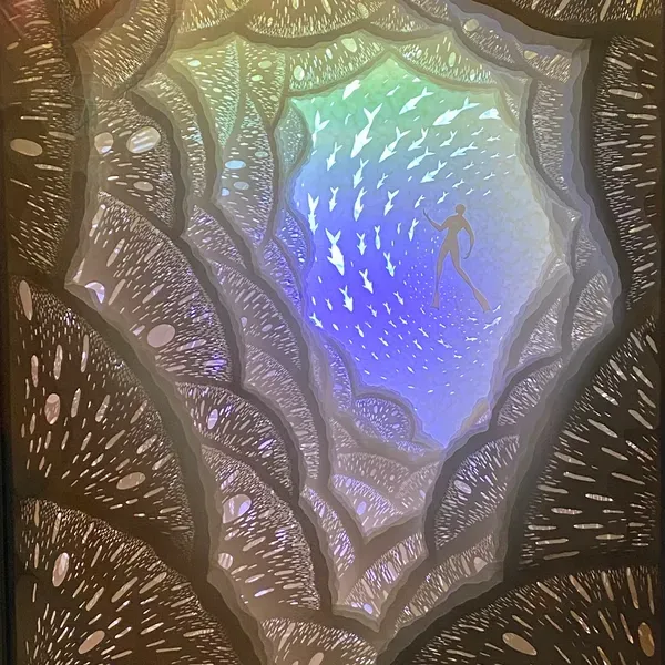 鐵灰色 - 可不可以 多愛我一點
不要因為我是排行老大 而要求我做榜樣承擔大家的情緒
我也想快樂的當個被人疼愛的孩子 而不是 好孩子
我也想耍脾氣鬧情緒 爸媽還是會哄我<
