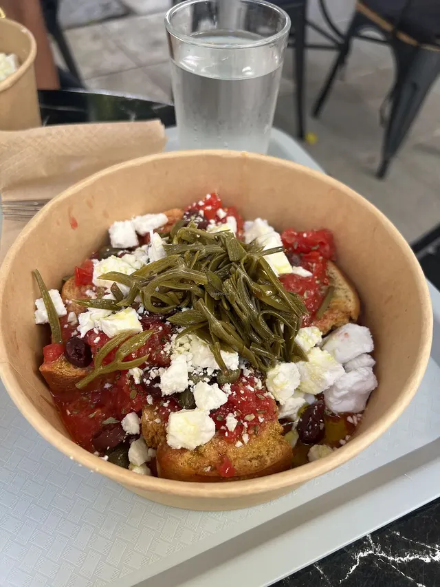 Early Bites — restaurant vegan à Athens