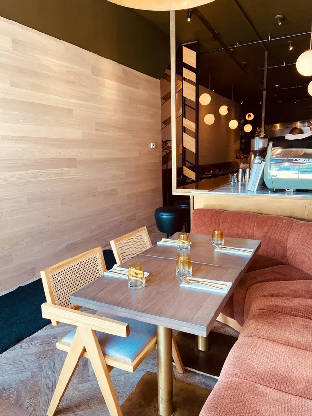 Gia — restaurant végétarien à Toronto
