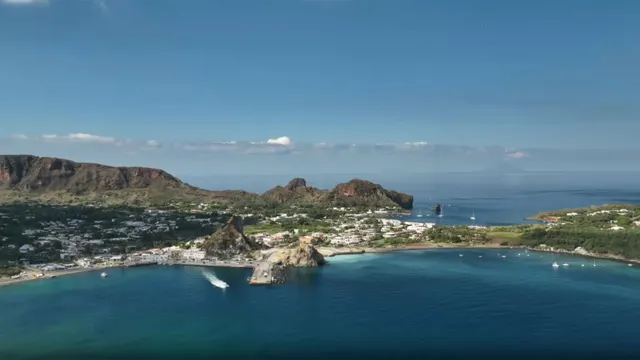 I Tenerumi – Therasia Resort — restaurant végétarien à Vulcanello
