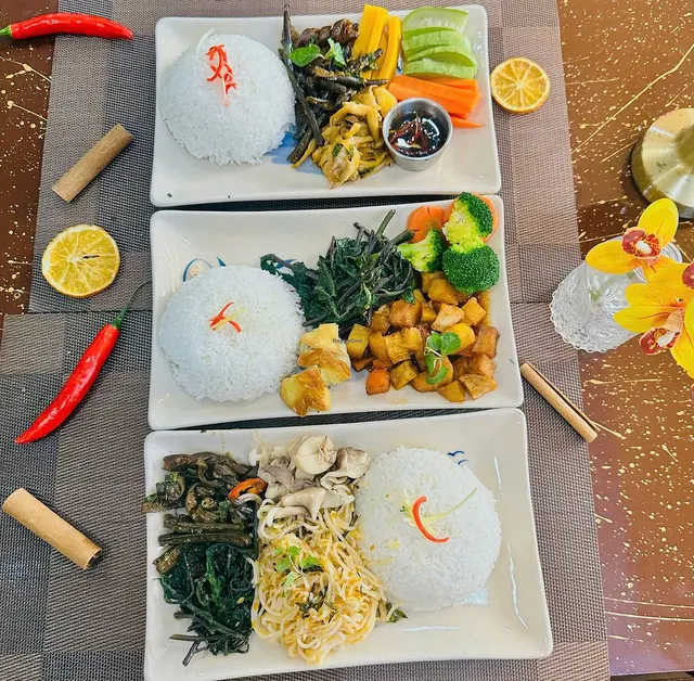 Nhà Hàng Chay Tathata - Vegan Restaurant — restaurant vegan à Da Nang