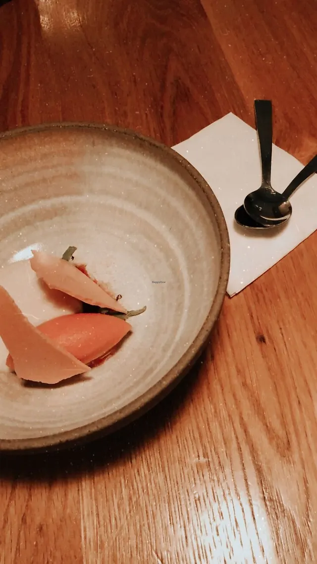 Opa — restaurant gastronomique végétarien à Tel Aviv