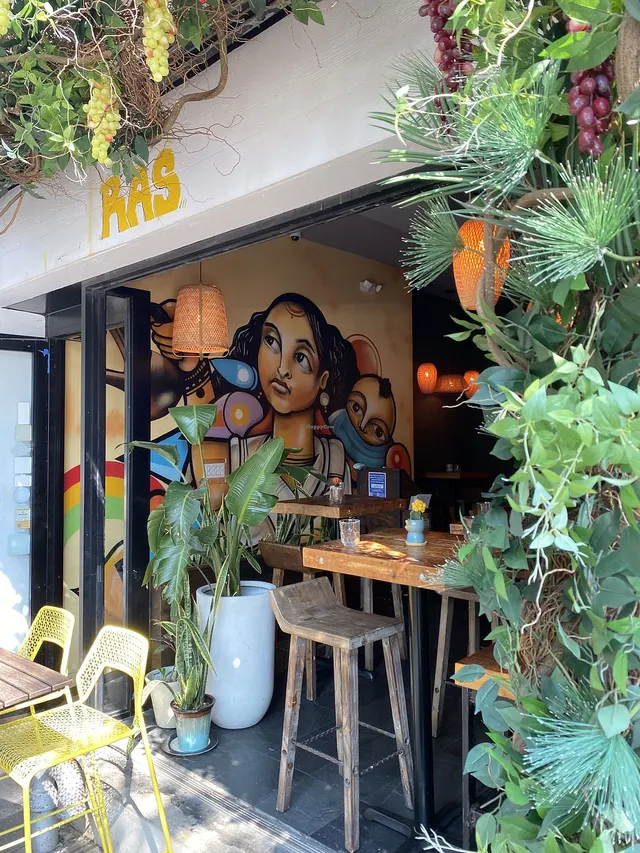 Ras Plant Based — restaurant végétarien à New York