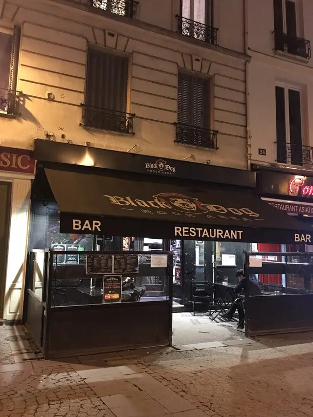 Black Dog — restaurant végétarien à Paris