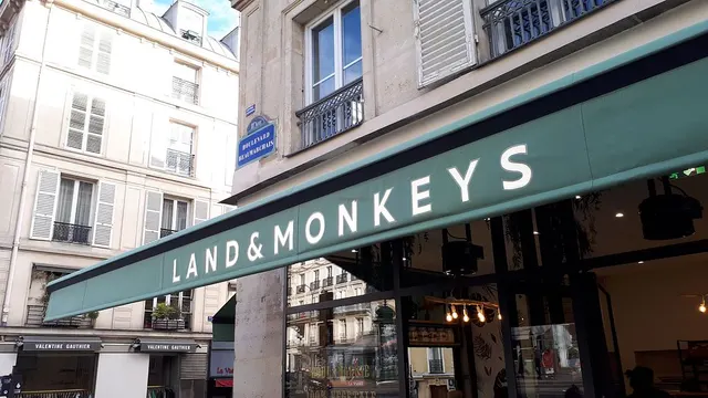 Land & Monkeys — Beaumarchais — boulangerie / café vegan à Paris