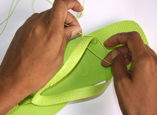 1355769045_chinelo-bijoux-passo1.jpg