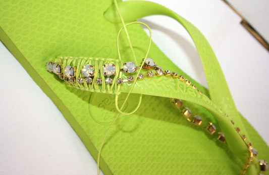 1355769046_chinelo-bijoux-passo2.jpg