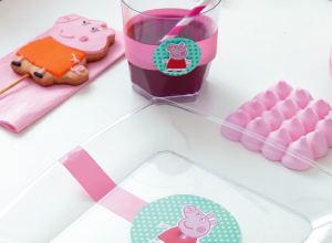 Pratos e copos decorados Peppa Pig