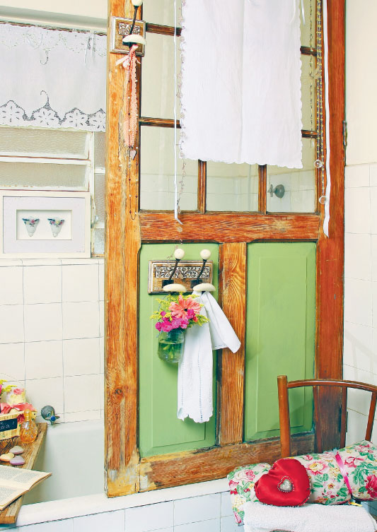 Reciclagem de porta de madeira