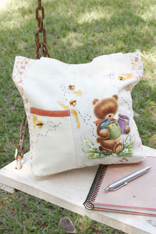Bolsa com découpage