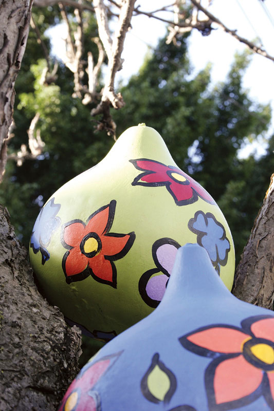 Enfeite de cabaça para o jardim