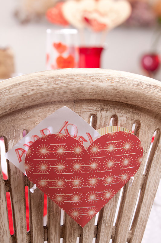 Passo a passo para dia dos namorados: enfeite de cadeira de scrap
