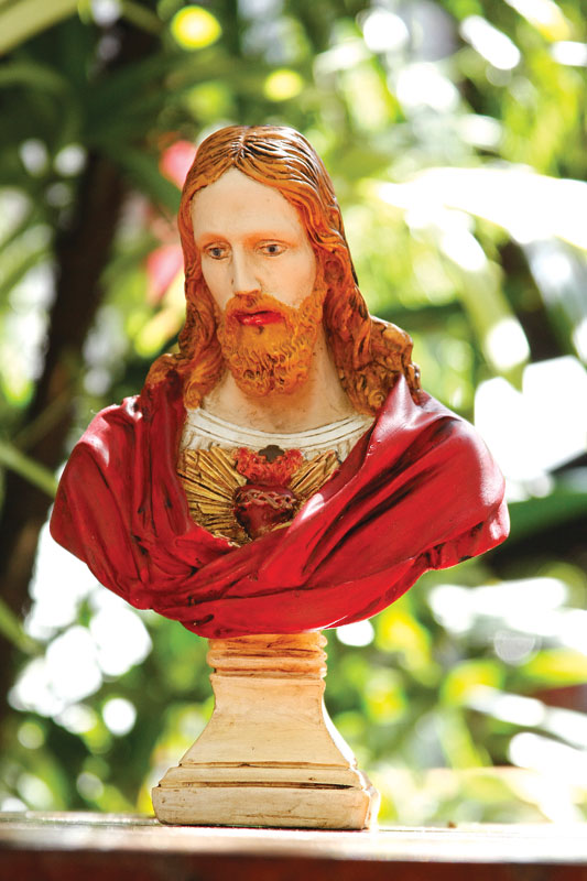 Pintura em gesso do Sagrado Coração de Jesus