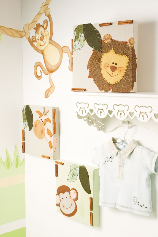 Quadro infantil com tema da savana