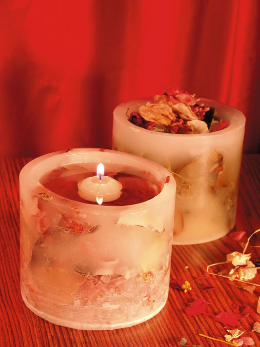 Energize o lar com velas artesanais de flores e frutas secas