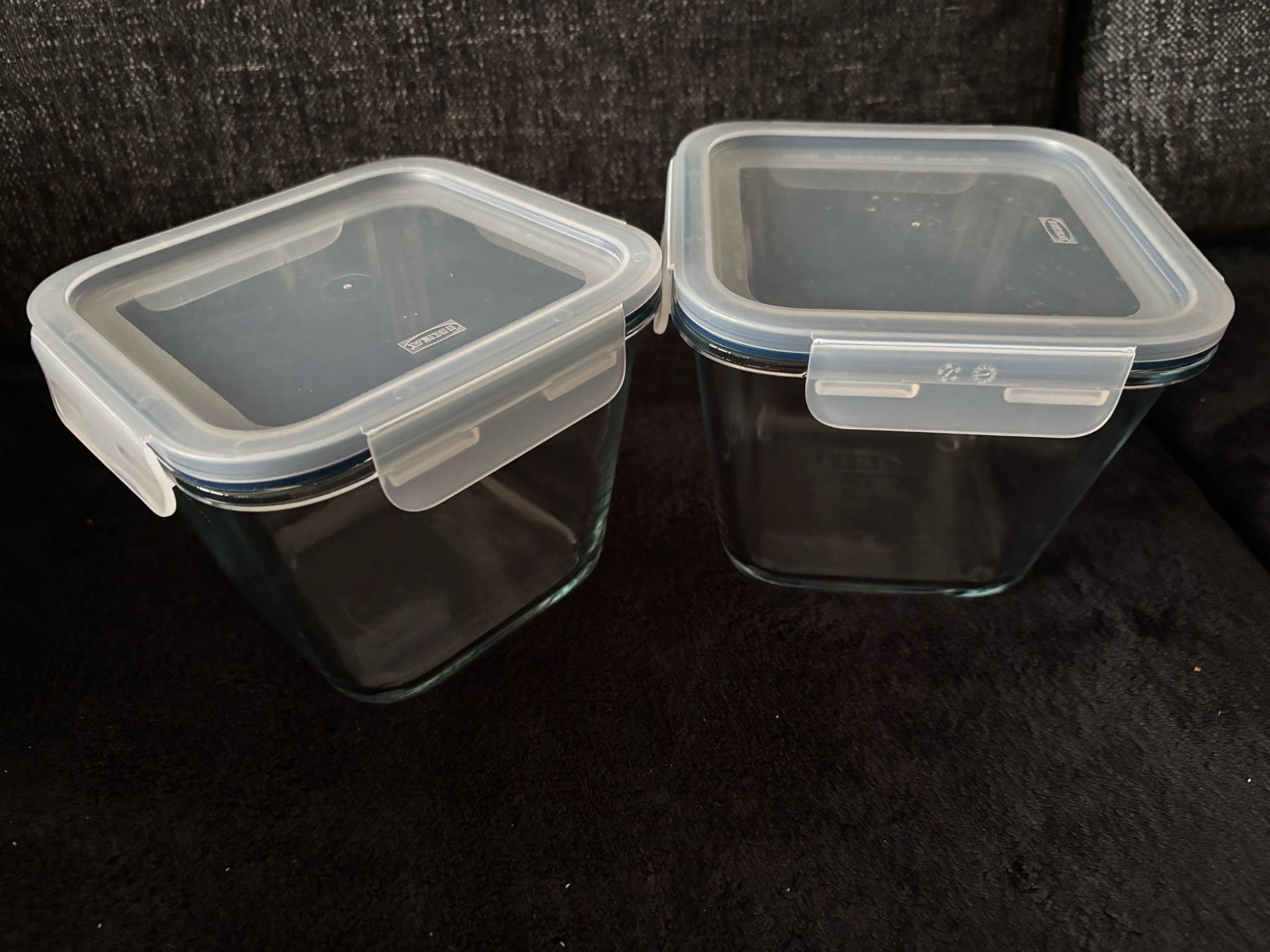 Two ikea containers  – bortskänkes nära Göteborg