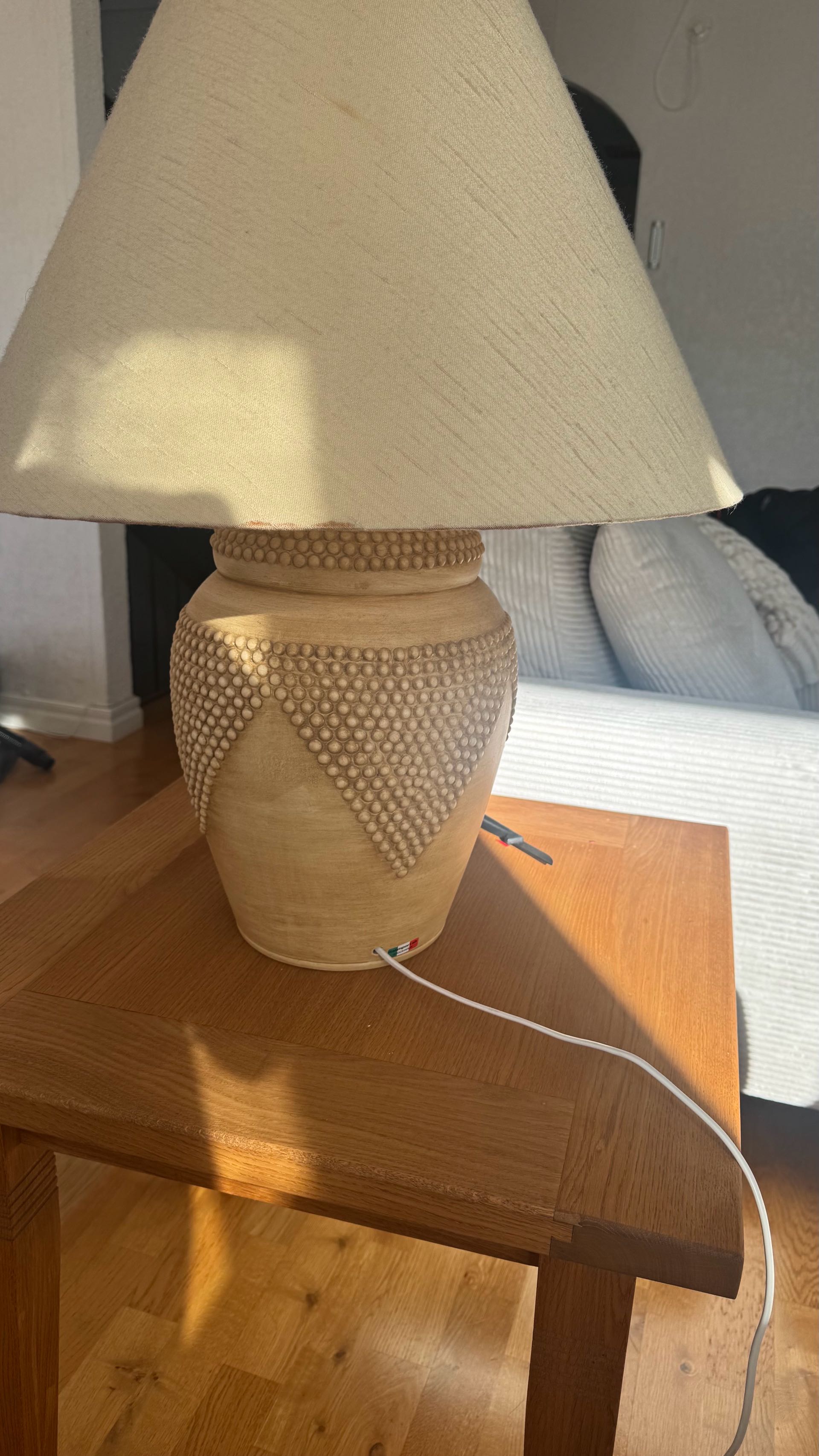 Bordslampa  – bortskänkes nära Göteborg