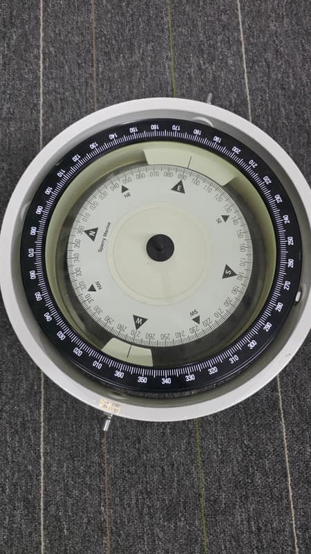 Compass 2060 73434 — Sperry
